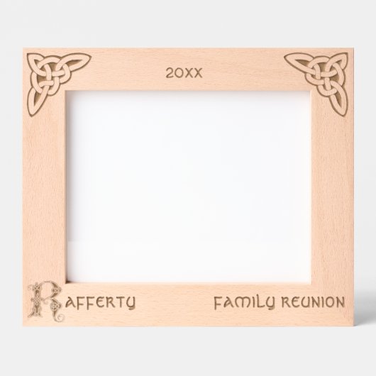 Keltische letter R Aangepaste naam Gegraveerde Lijstjes (Voorkant)