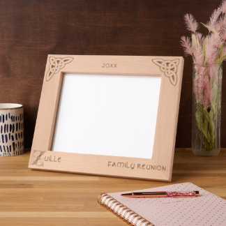 Keltische letter Z Aangepaste naam Gegraveerde Lijstjes