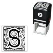 Keltische middeleeuwse magische letter S bloeien m Zelfinktende Stempel (In situ)
