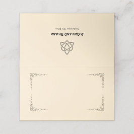 Keltische symbolen en blanco loof plaatskaartje