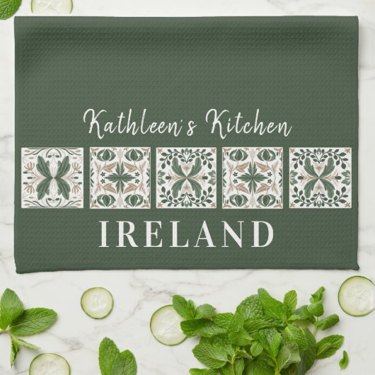 Keltische Tegels Ierland gepersonaliseerd Theedoek (Gevouwen)