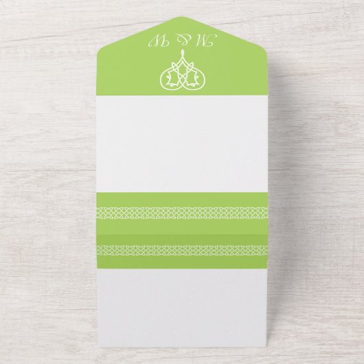 Keltische Weave Hearts in Peridot All In One Uitnodiging (Buitenkant)