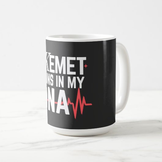 Kemet Runs in My DNA |  Koffiemok (Voorkant rechts)