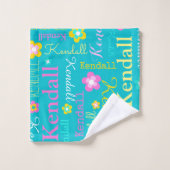 Kendall grafische bloemen naam aqua geel roze bad handdoek (Wasdoekje)