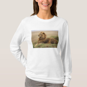 Kenia, Masai Mara   Mannelijke leeuw T-shirt