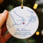 Kennebunkport Maine Kaart Trouwfoto Kerst Keramisch Ornament<br><div class="desc">Herdenk uw speciale dag met onze gepersonaliseerde Navy Blue Kennebunkport Kaart Wedding Keepsake Kerst Ornament. Met een elegante kaart van Kennebunkport, Maine, is dit ornament het perfecte kustmemento. Personaliseer het met je trouwfoto op de achterkant om een gekoesterde vakantie-aandenken te creëer. Ideaal voor koppels die getrouwd zijn in The Colony...</div>