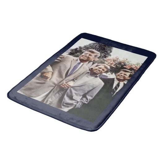 Kennedy Brothers, President John, Robert & Ted Badmat (Gekanteld)