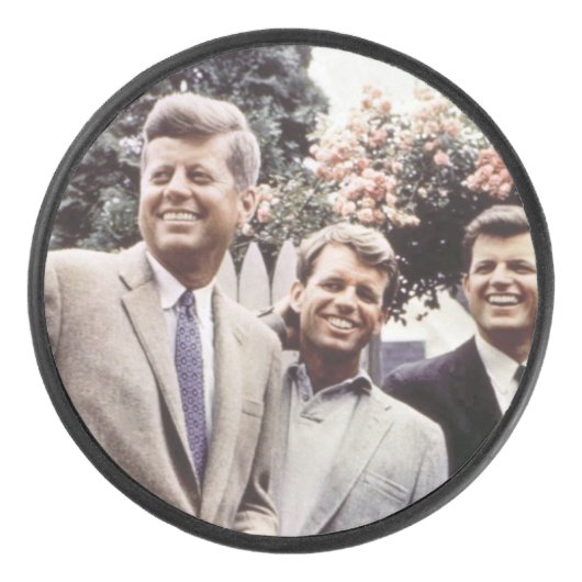 Kennedy Brothers, President John, Robert & Ted Hockey Puck (Voorkant)