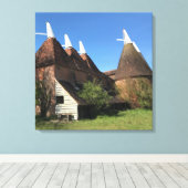 Kentish Oast Canvas Afdruk (Insitu (Houten vloer))