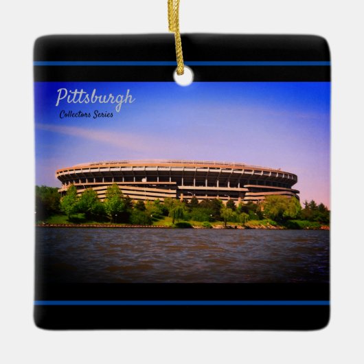 Keramisch Ornament Three Rivers Stadium Day Uitzic (Voorkant)
