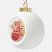 keramisch ornament van ranunculus, met warme kleur (Rechts)