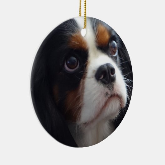 Keramisch versieringsmiddel met driekleurige kaval keramisch ornament (Rechts)