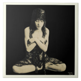 Keramische tegel met  danser tegeltje