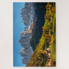 Kerk en dorp met berglandschap legpuzzel