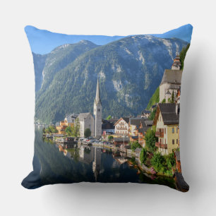 Kerk en dorp van Hallstatt, Oostenrijk met Alpen Kussen
