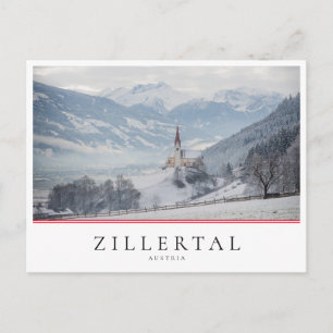 Kerk in de winter in Zillertal in Oostenrijk Briefkaart