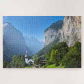 Kerk in Lauterbrunnen vallei, Zwitserland Legpuzzel (Horizontaal)