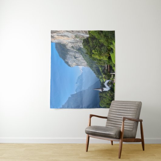 Kerk in Lauterbrunnen vallei, Zwitserland Wandkleed (In situ)