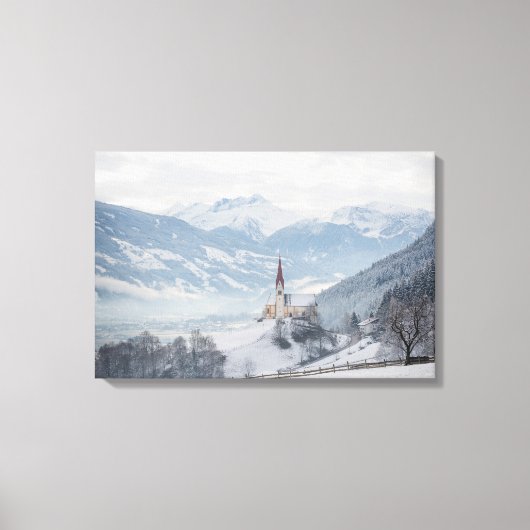 Kerk in Zillertal in de winter canvas print (Voorkant)