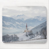 Kerk in Zillertal in wintermousepad Muismat (Voorkant)