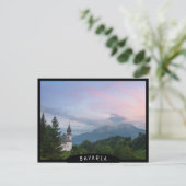 Kerk met Alpen-bergen bij zonsondergang Briefkaart (Staand voorkant)