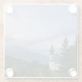 Kerk met Alpen-bergen bij zonsondergang Glazen Onderzetter (Achterkant)