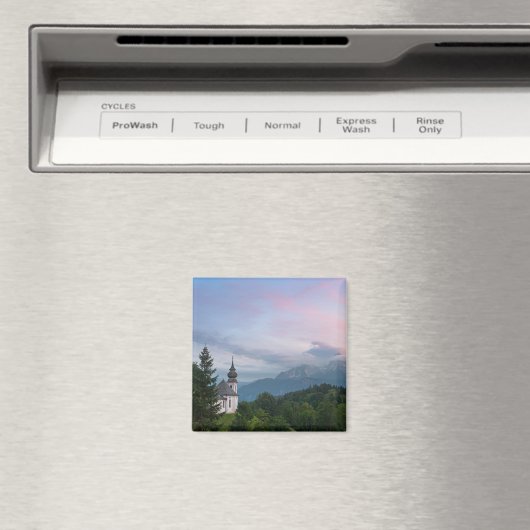 Kerk met Alpen-bergen bij zonsondergang Magneet (Insitu (Vaatwasser))