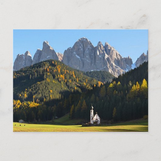 Kerk met het briefkaart van het dolomietengebergte (Voorkant)