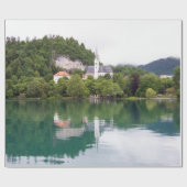 Kerk van St Martin, Bled, Slovenië Cadeaupapier (Vlak)
