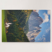 Kerk voor de Dolomietenbergen in Italië Legpuzzel (Horizontaal)