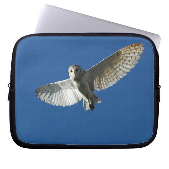 Kerkuil in Dagvlucht Laptop Sleeve (Voorkant)
