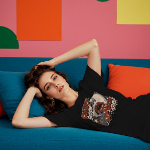 Kers Bodem Meisje – Retro Strip Kers T-shirt