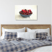 Kersen in een blauwe kom canvas afdruk (Insitu (Slaapkamer))