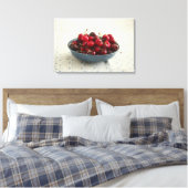 Kersen in een blauwe kom canvas afdruk (Insitu (Slaapkamer))