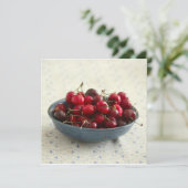 Kersen in een blauwe kom kaart (Staand voorkant)
