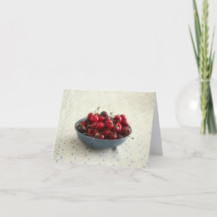 Kersen in een blauwe kom kaart