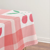 Kersen op een rode geruite gingham patroon  tafelkleed (Voorbeeld)