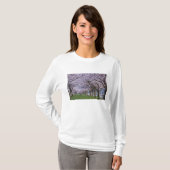 Kersenbloesem langs de Willamette rivier, VS T-shirt (Voorkant volledig)