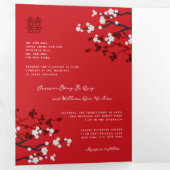 Kersenbloesems foto tweetalige Chinese bruiloft Drieluik Uitnodiging (Binnenzijde eerst)