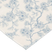 Kersenbloesemtakken in blauw en wit tafelkleed (Gekanteld)