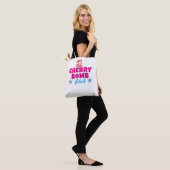kersenbom tote bag (Op model)