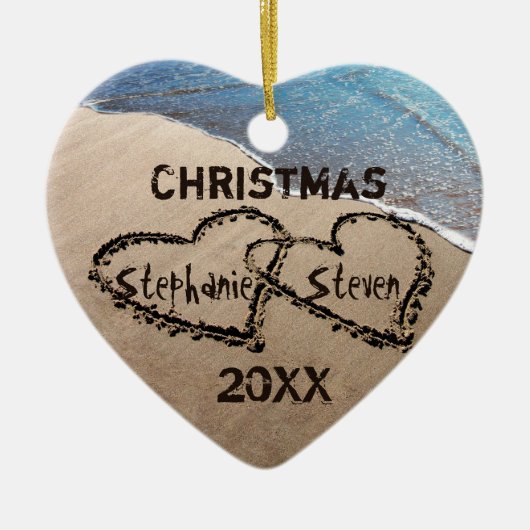 Kerst 20XX Twee harten in zand aangepaste Ornament (Voorkant)