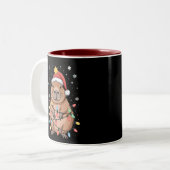Kerst Capybara met Kerstman Hoed kerstverlichting Tweekleurige Koffiemok (Voorkant links)