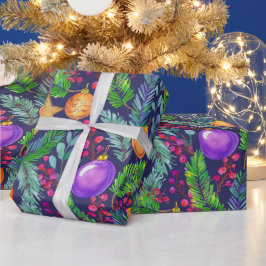 Kerst dennen en ornamenten paarse patroon cadeaupapier