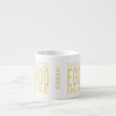 Kerst Eggnog in Hier Personaliseer Grappige Vakant Espresso Kop (Voorkant)