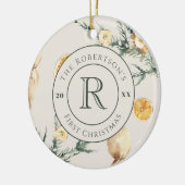 Kerst Elegantie: Monogrammed Pas getrouwd Keramisch Ornament (Links)
