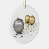 Kerst- en kerstversieringen met gouden en zilver e keramisch ornament (Rechts)