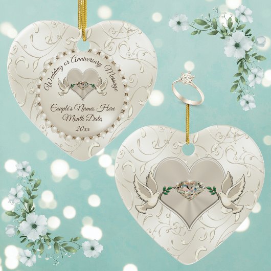 Kerst- en kerstversieringen met hart, bruiloft keramisch ornament