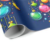 Kerst glazen ballen op een donkerblauwe achtergron cadeaupapier (Rol Hoek)