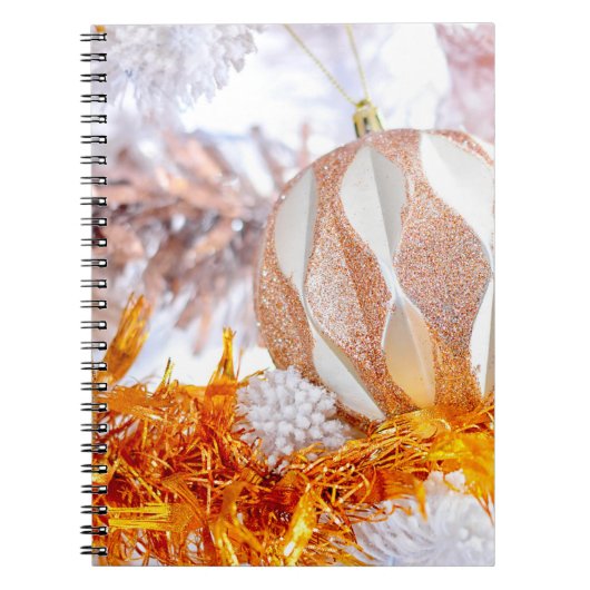Kerst Glitter Roze & Witte Bal Notitieboek (Voorkant)